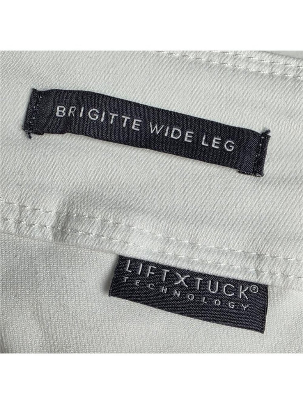 NYDJ 24W Optic White Wide Leg Capri Jeans Raw Hem Lift Tuck Stretch NWT - Picture 5 of 8